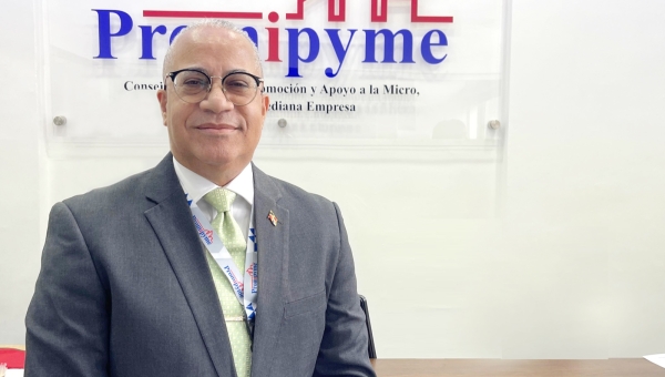 Director Gestión Humana Promipyme felicita a Emprendedores en su día